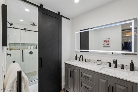 3695 Englewood Drive Stow OH 44224