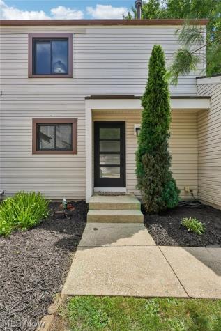 3695 Englewood Drive Stow OH 44224