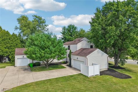 3695 Englewood Drive Stow OH 44224