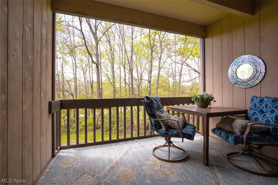 1105 Canyon View Road Sagamore Hills OH 44067
