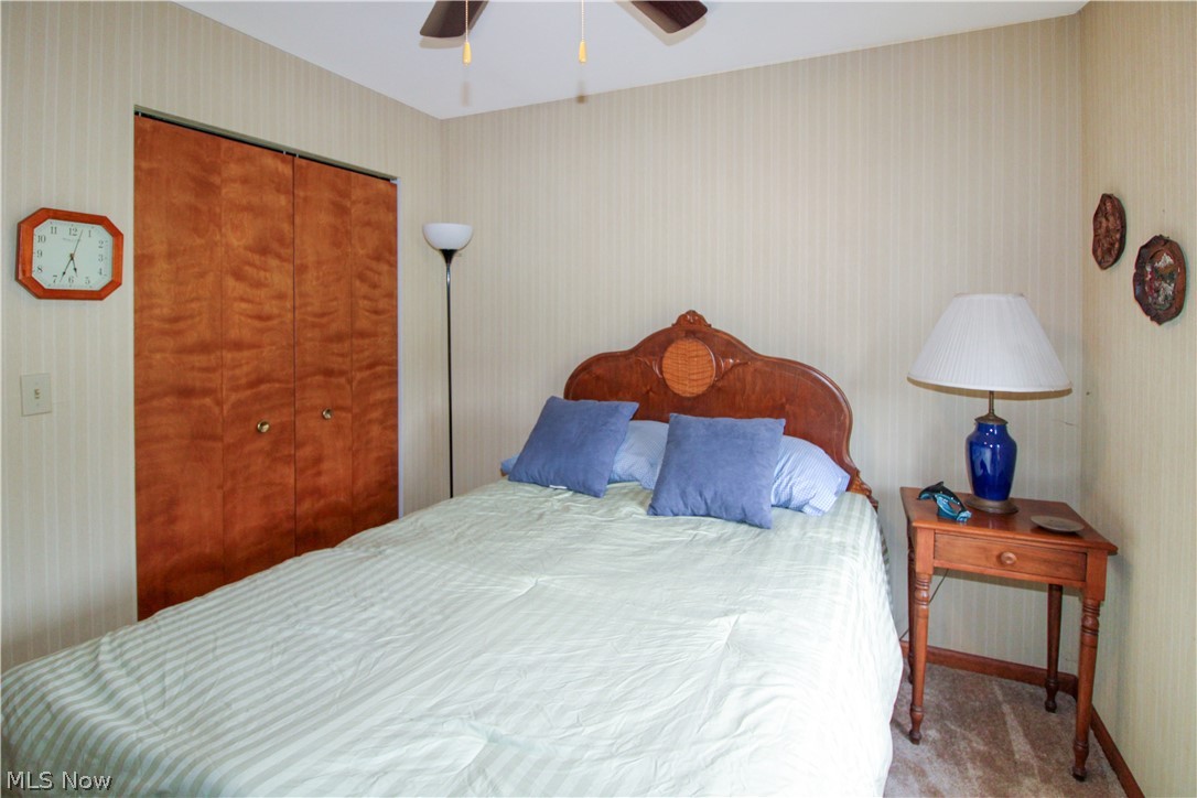 2594 E Sun Valley Drive Port Clinton OH 43452