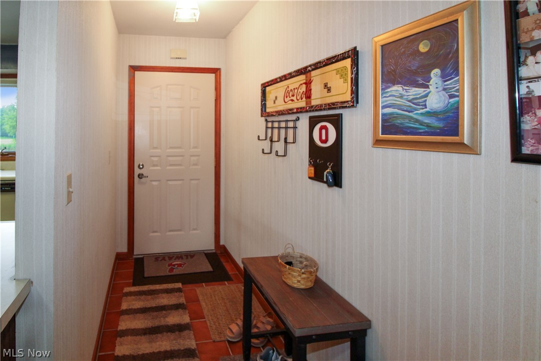 2594 E Sun Valley Drive Port Clinton OH 43452