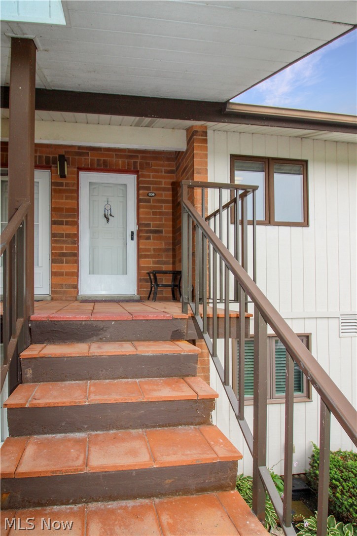 2594 E Sun Valley Drive Port Clinton OH 43452