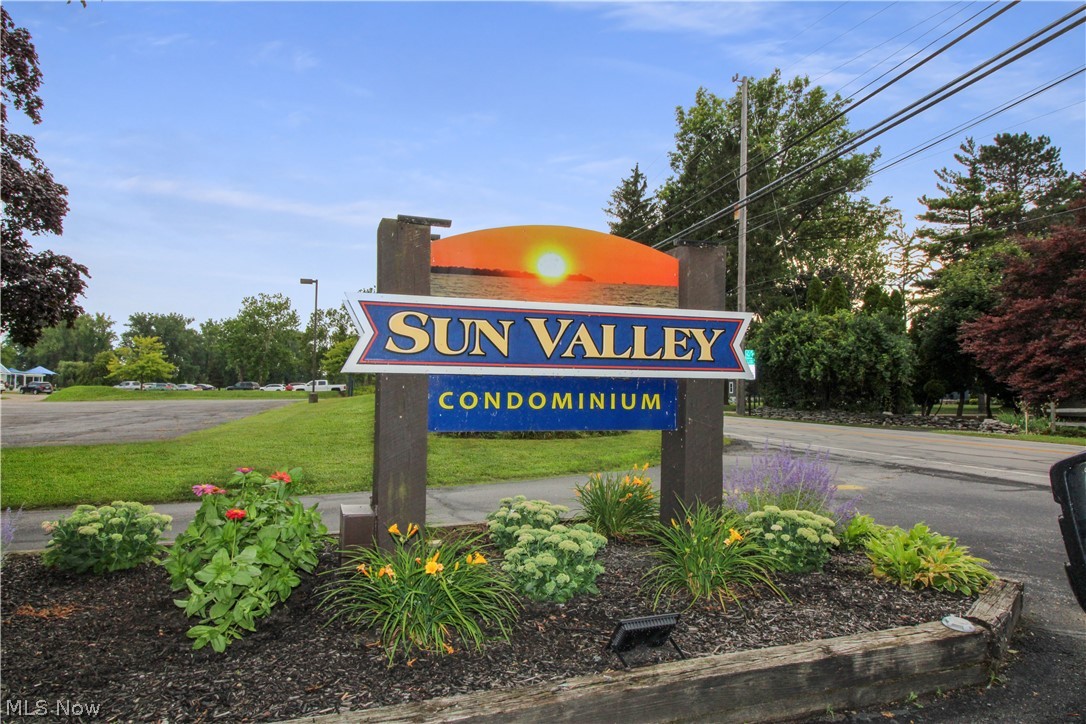 2594 E Sun Valley Drive Port Clinton OH 43452