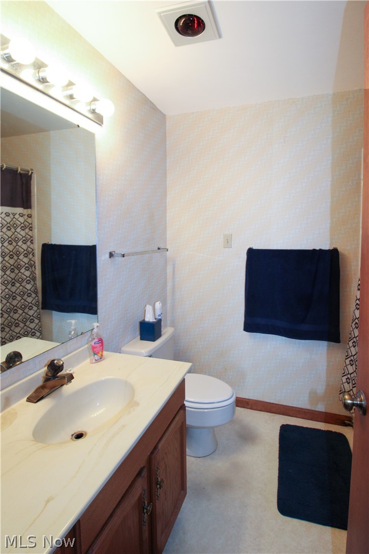 2594 E Sun Valley Drive Port Clinton OH 43452