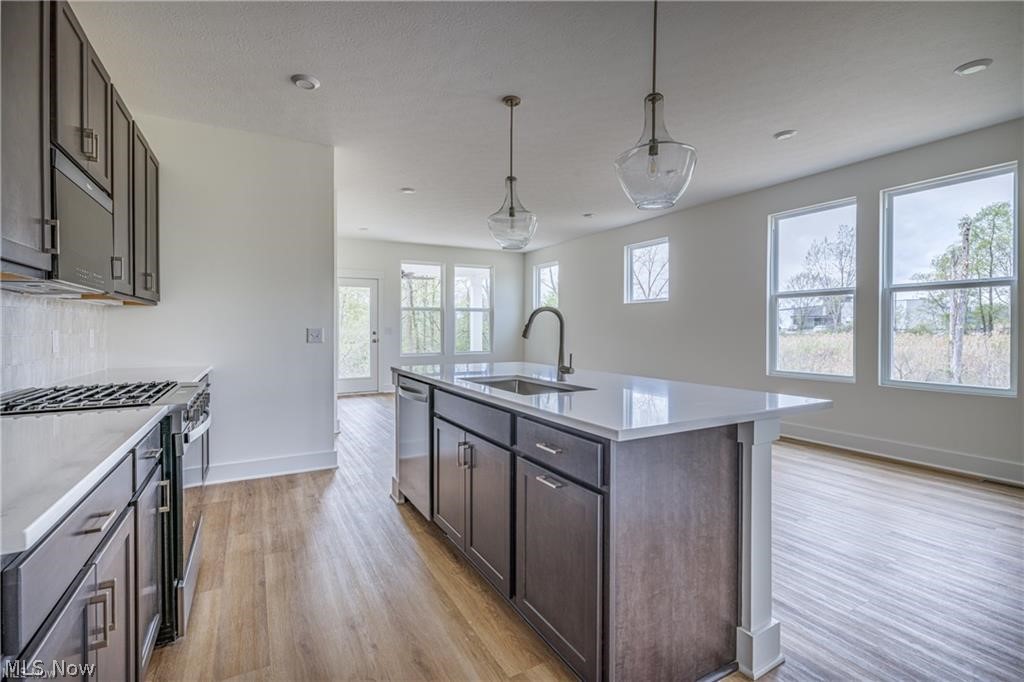 2085 Glenmont Drive Brunswick OH 44212