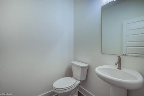 2085 Glenmont Drive Brunswick OH 44212
