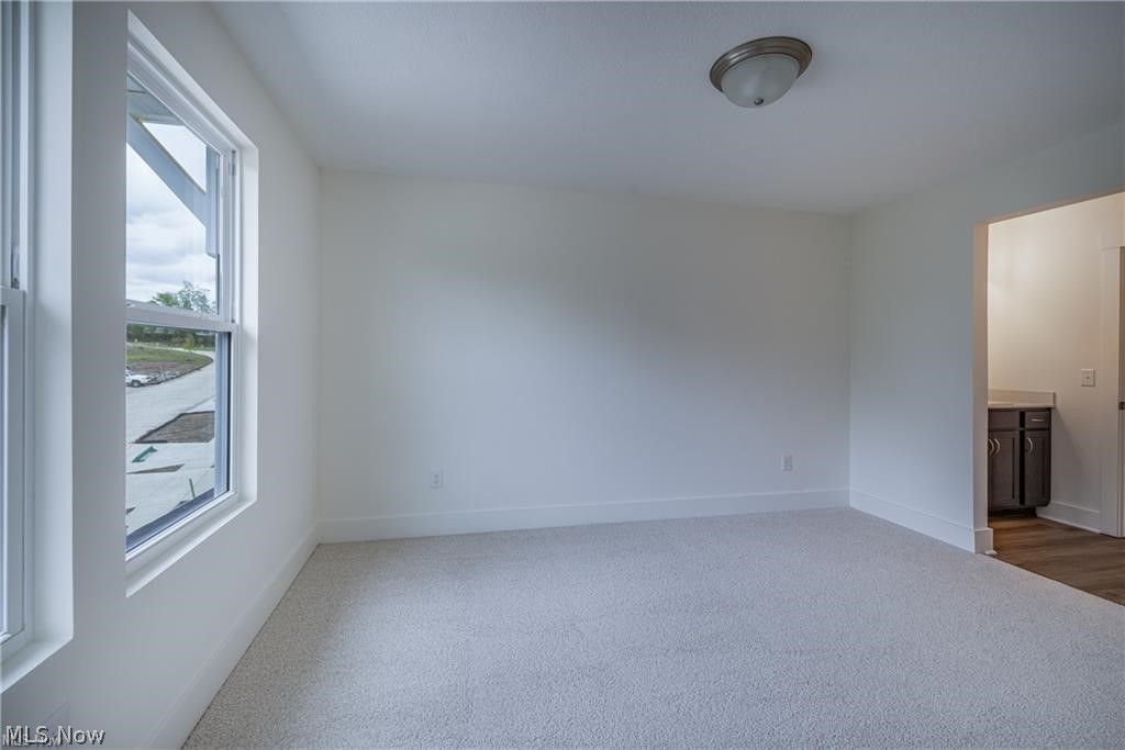 2085 Glenmont Drive Brunswick OH 44212