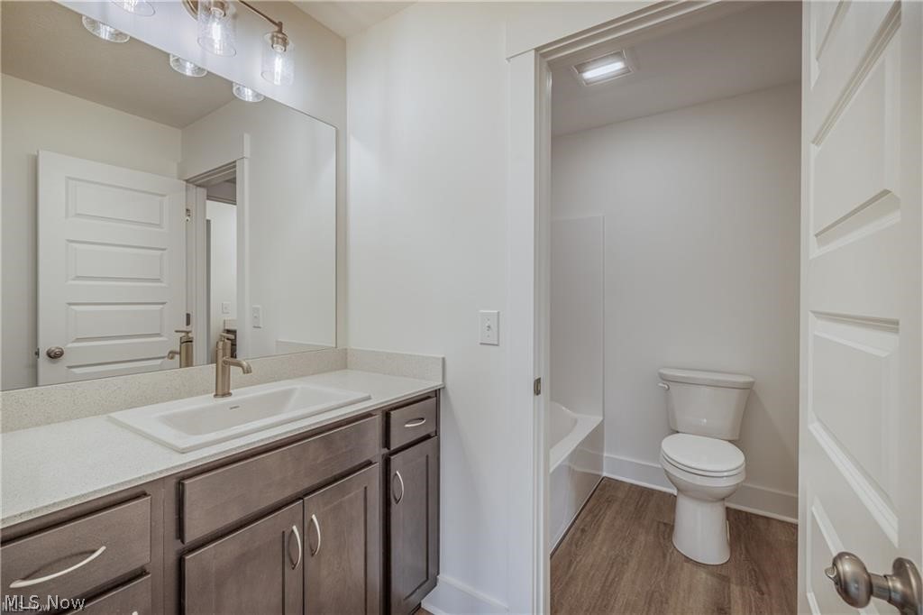 2085 Glenmont Drive Brunswick OH 44212