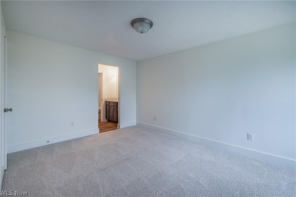 2085 Glenmont Drive Brunswick OH 44212