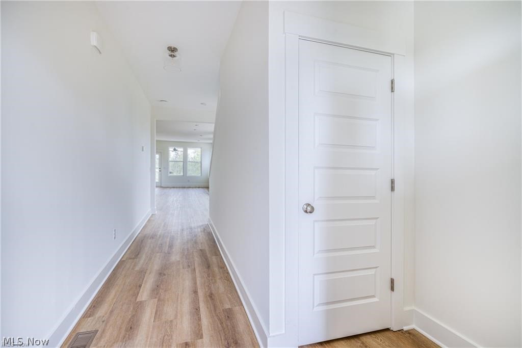 2085 Glenmont Drive Brunswick OH 44212
