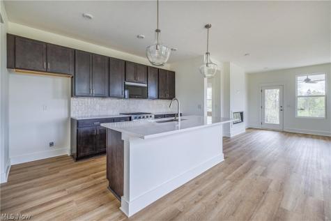 2085 Glenmont Drive Brunswick OH 44212
