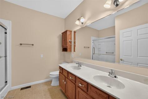 8693 Alexandra Drive North Royalton OH 44133