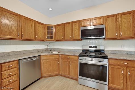 8693 Alexandra Drive North Royalton OH 44133