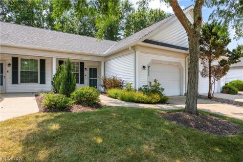 6956 Cottage Circle North Ridgeville OH 44039
