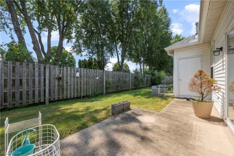 6956 Cottage Circle North Ridgeville OH 44039