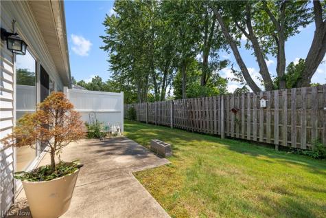 6956 Cottage Circle North Ridgeville OH 44039