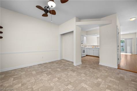 6956 Cottage Circle North Ridgeville OH 44039