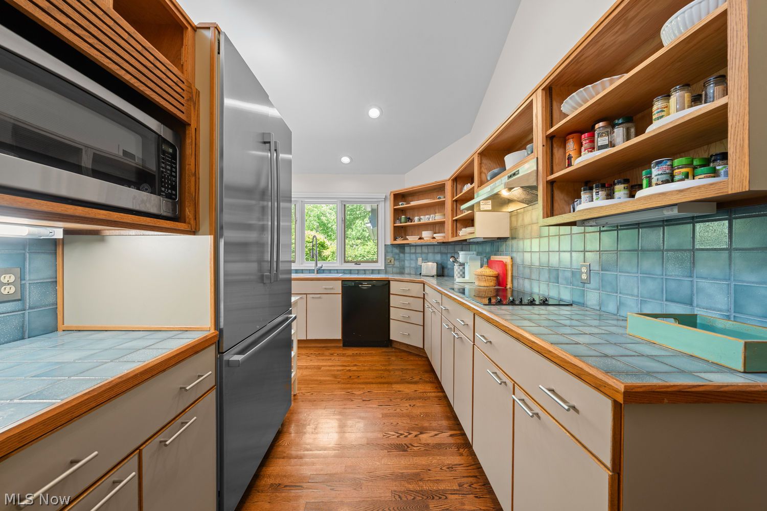 3925-2 Hickory Nut Trail Chagrin Falls OH 44022