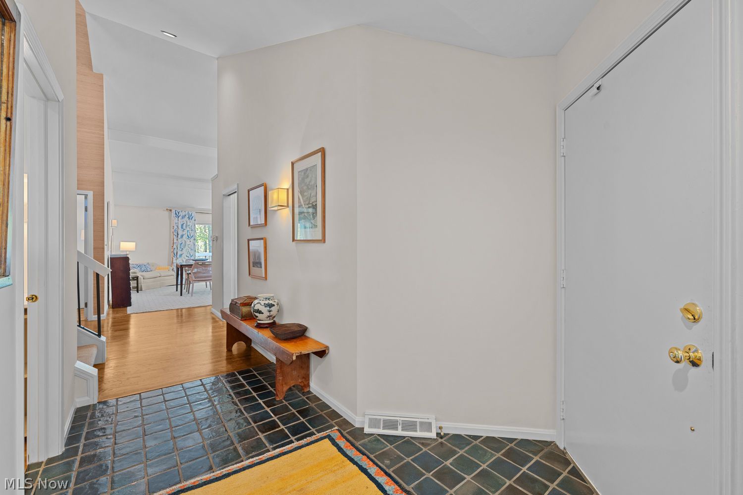 3925-2 Hickory Nut Trail Chagrin Falls OH 44022