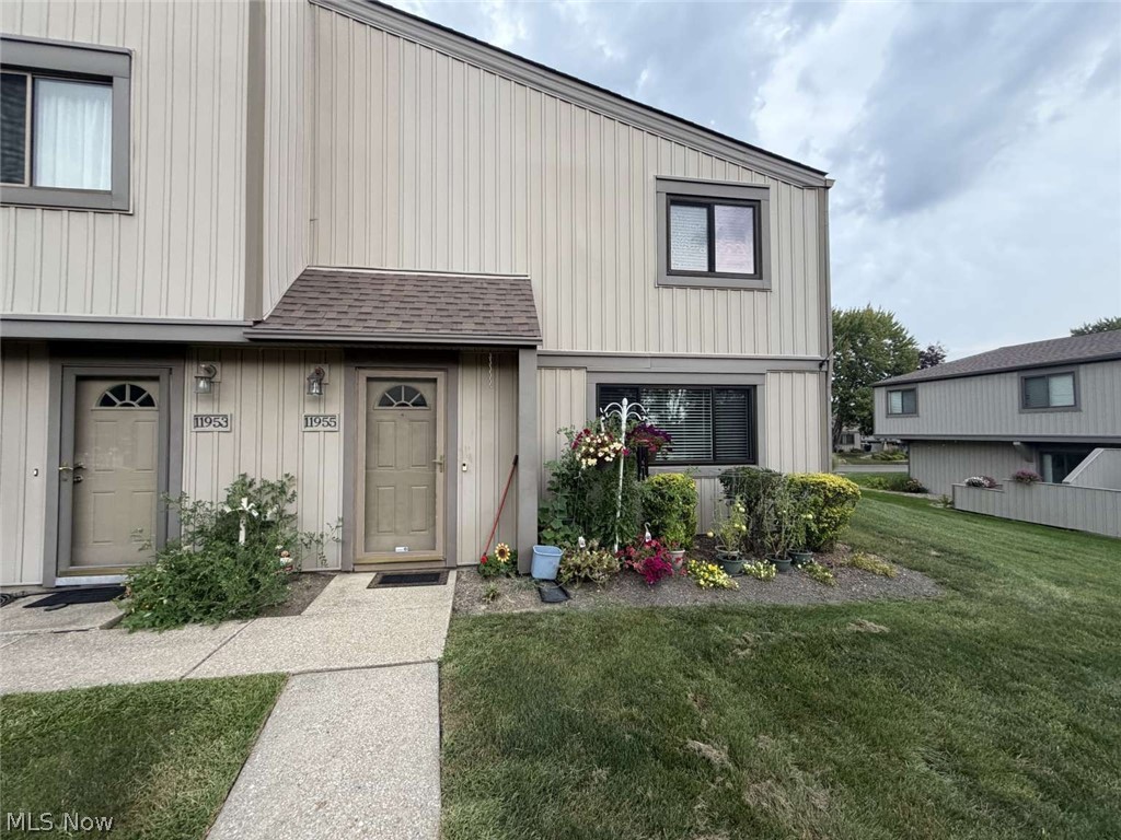 11955 Harbour Light Drive North Royalton OH 44133