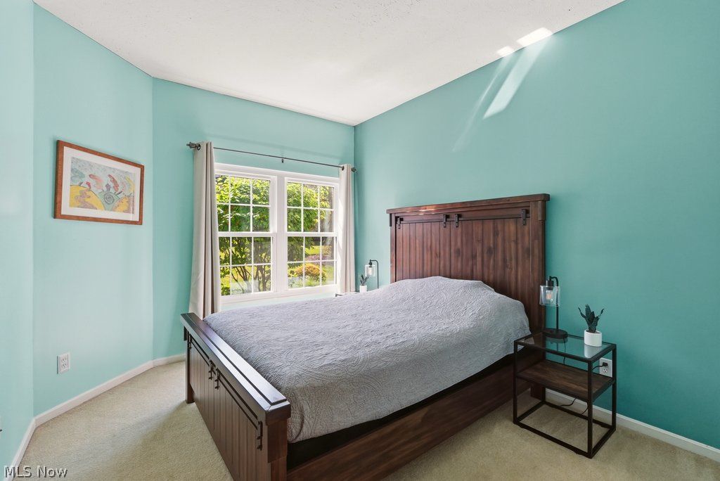 581 Azalea Circle Northfield OH 44067