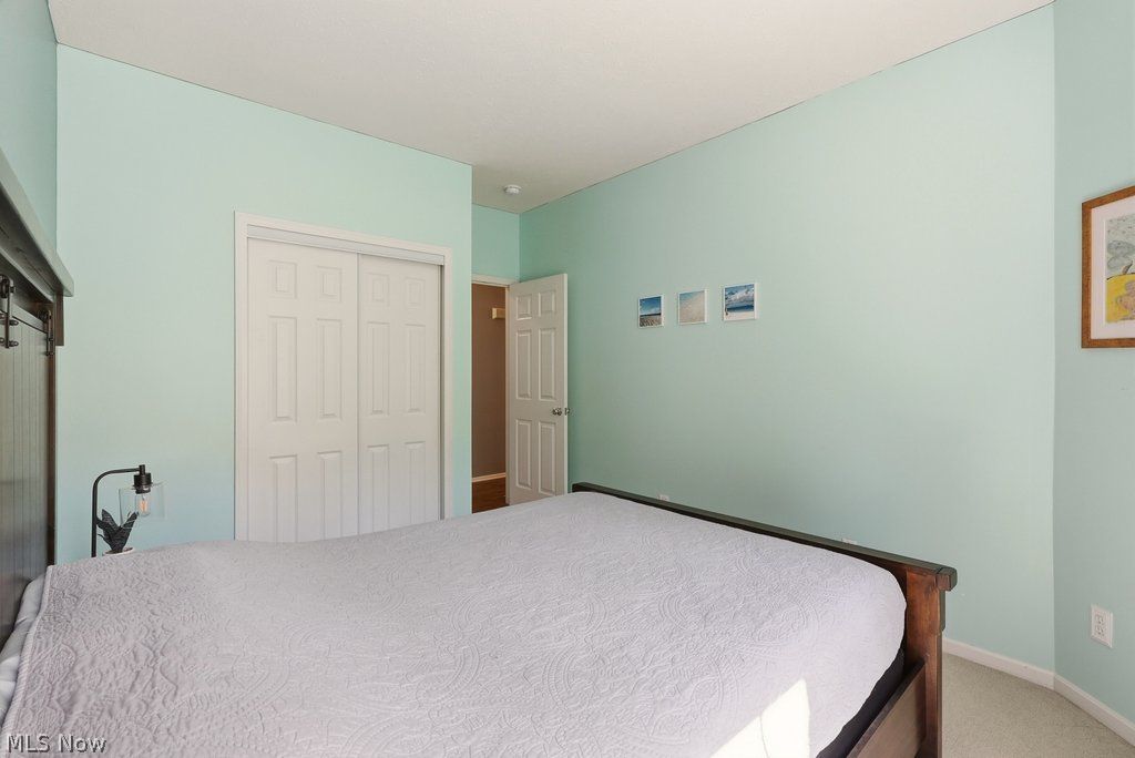 581 Azalea Circle Northfield OH 44067