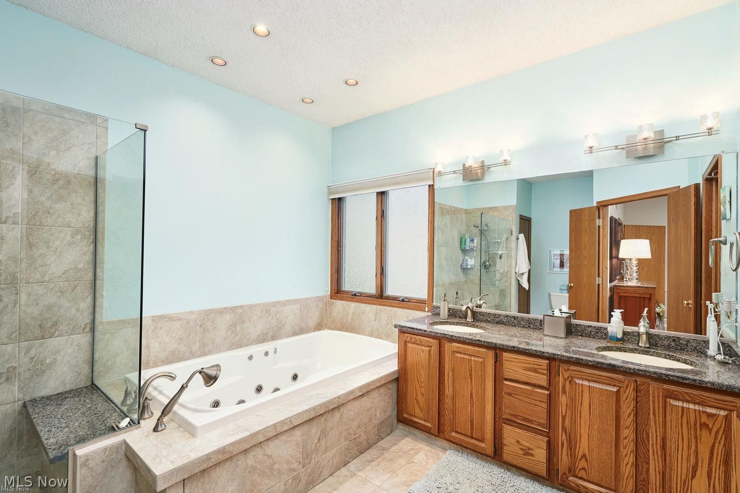 233 Lake Pointe Drive Akron OH 44333
