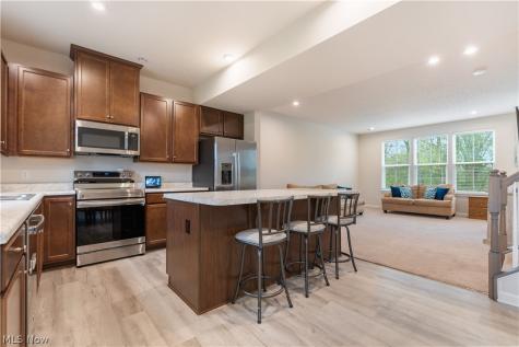 342 E Reno Drive Louisville OH 44641