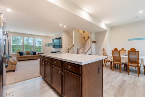 342 E Reno Drive Louisville OH 44641