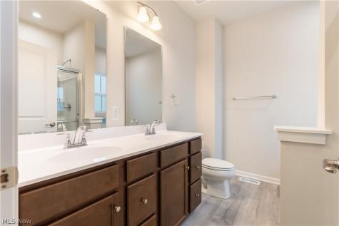 342 E Reno Drive Louisville OH 44641