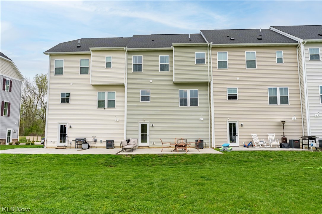342 E Reno Drive Louisville OH 44641