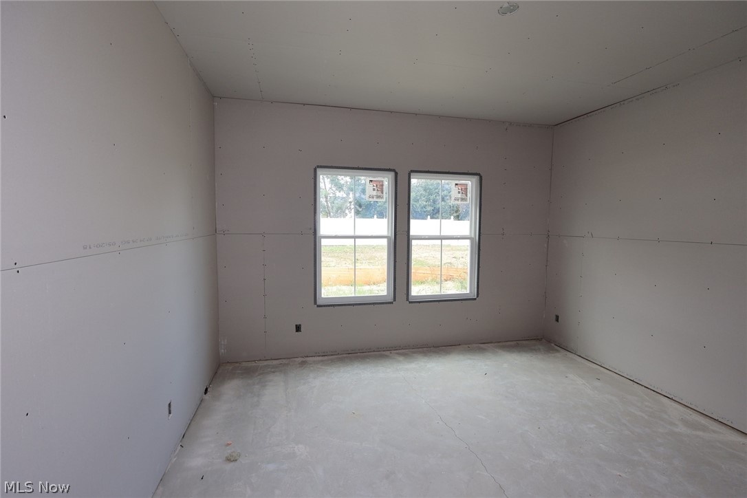 5090 Shepherds Glen Willoughby OH 44094
