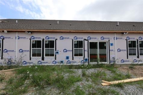 5090 Shepherds Glen Willoughby OH 44094
