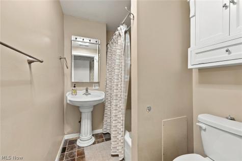 2469 Overlook Road Cleveland Heights OH 44106