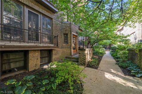 2469 Overlook Road Cleveland Heights OH 44106