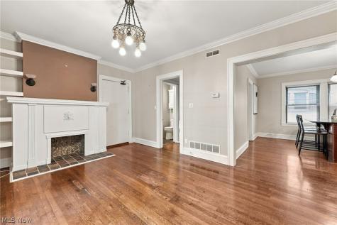 2469 Overlook Road Cleveland Heights OH 44106