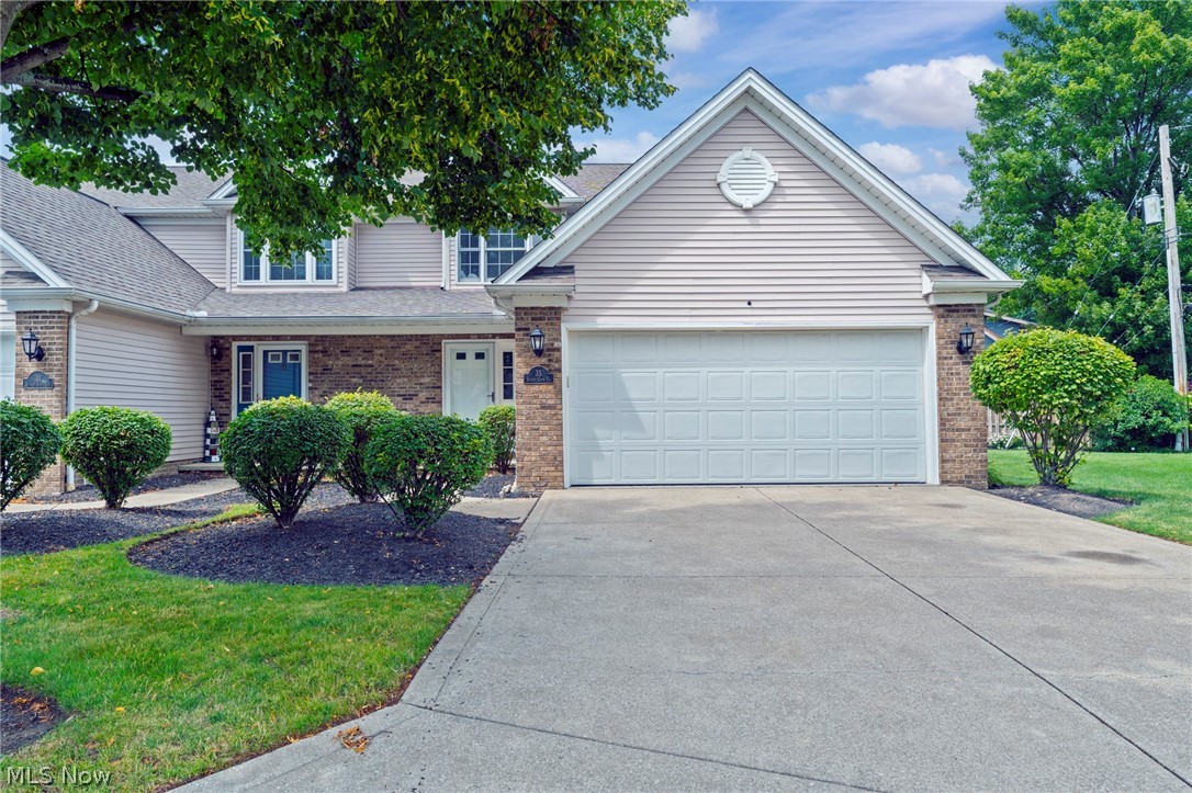 35 Sunset Cove Circle Eastlake OH 44095