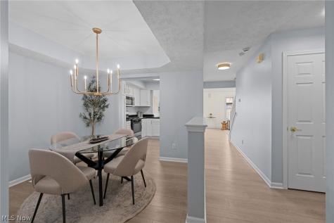 35 Sunset Cove Circle Eastlake OH 44095