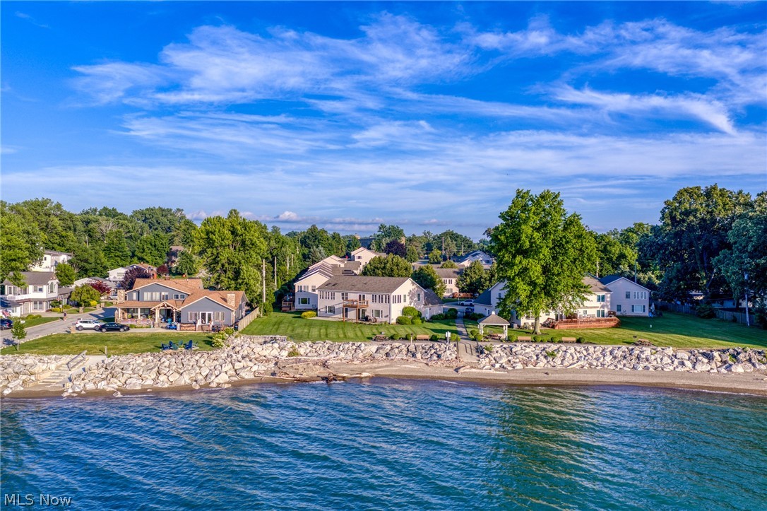 35 Sunset Cove Circle Eastlake OH 44095