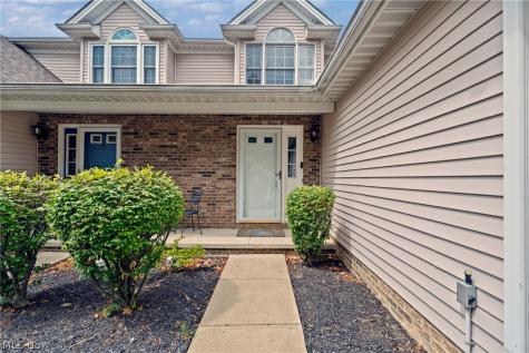 35 Sunset Cove Circle Eastlake OH 44095