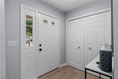 35 Sunset Cove Circle Eastlake OH 44095