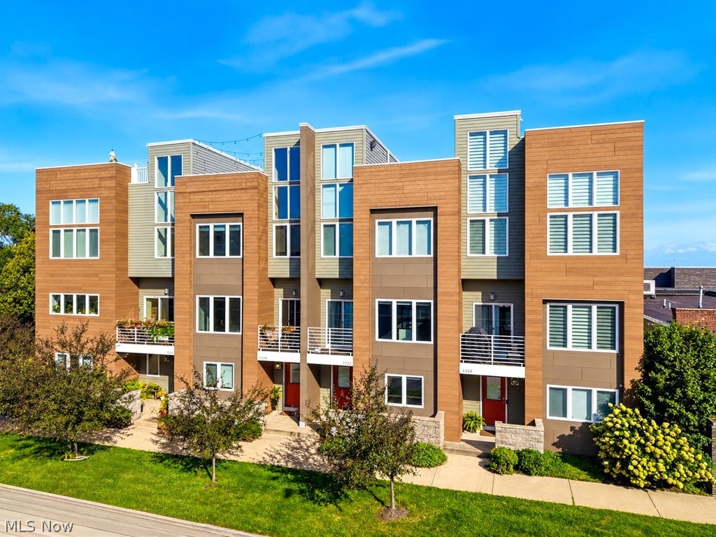 5322 Herman Avenue Cleveland OH 44102