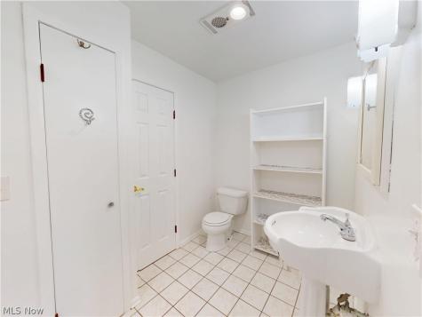 824 S Chillicothe Road Aurora OH 44202