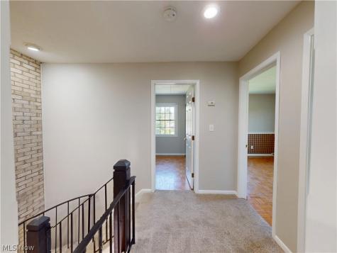 824 S Chillicothe Road Aurora OH 44202