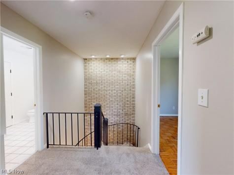 824 S Chillicothe Road Aurora OH 44202