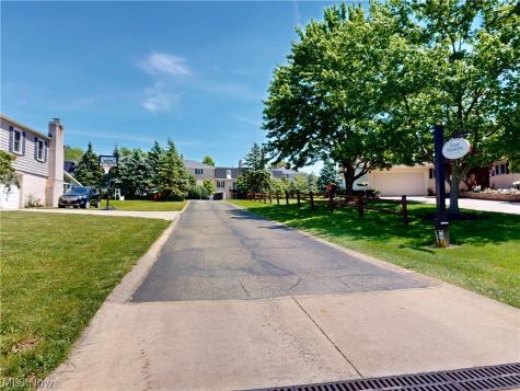 824 S Chillicothe Road Aurora OH 44202