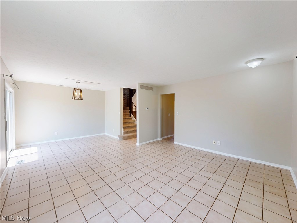 824 S Chillicothe Road Aurora OH 44202