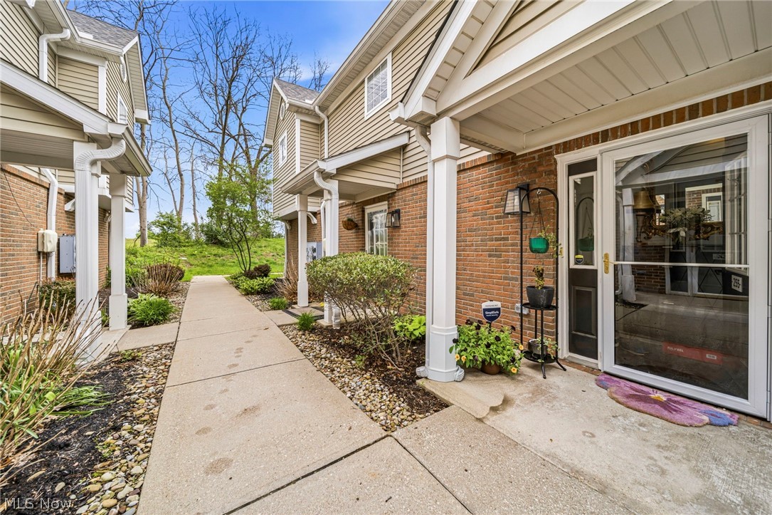 3371 Lenox Village Drive Fairlawn OH 44333