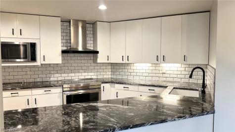 2337 W 11th Street Cleveland OH 44113